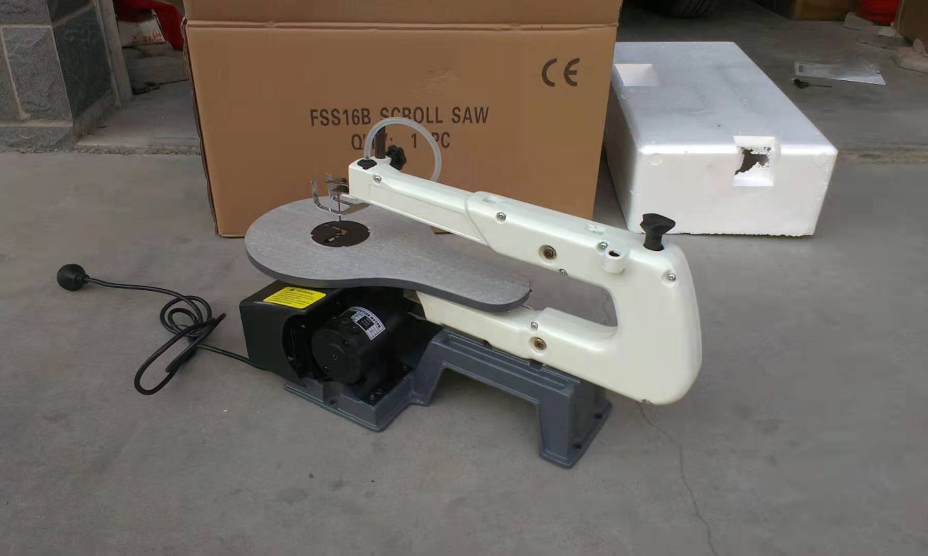 Wood Cutting Industrial Deskto - Woodworking Saw ulasan dan harga